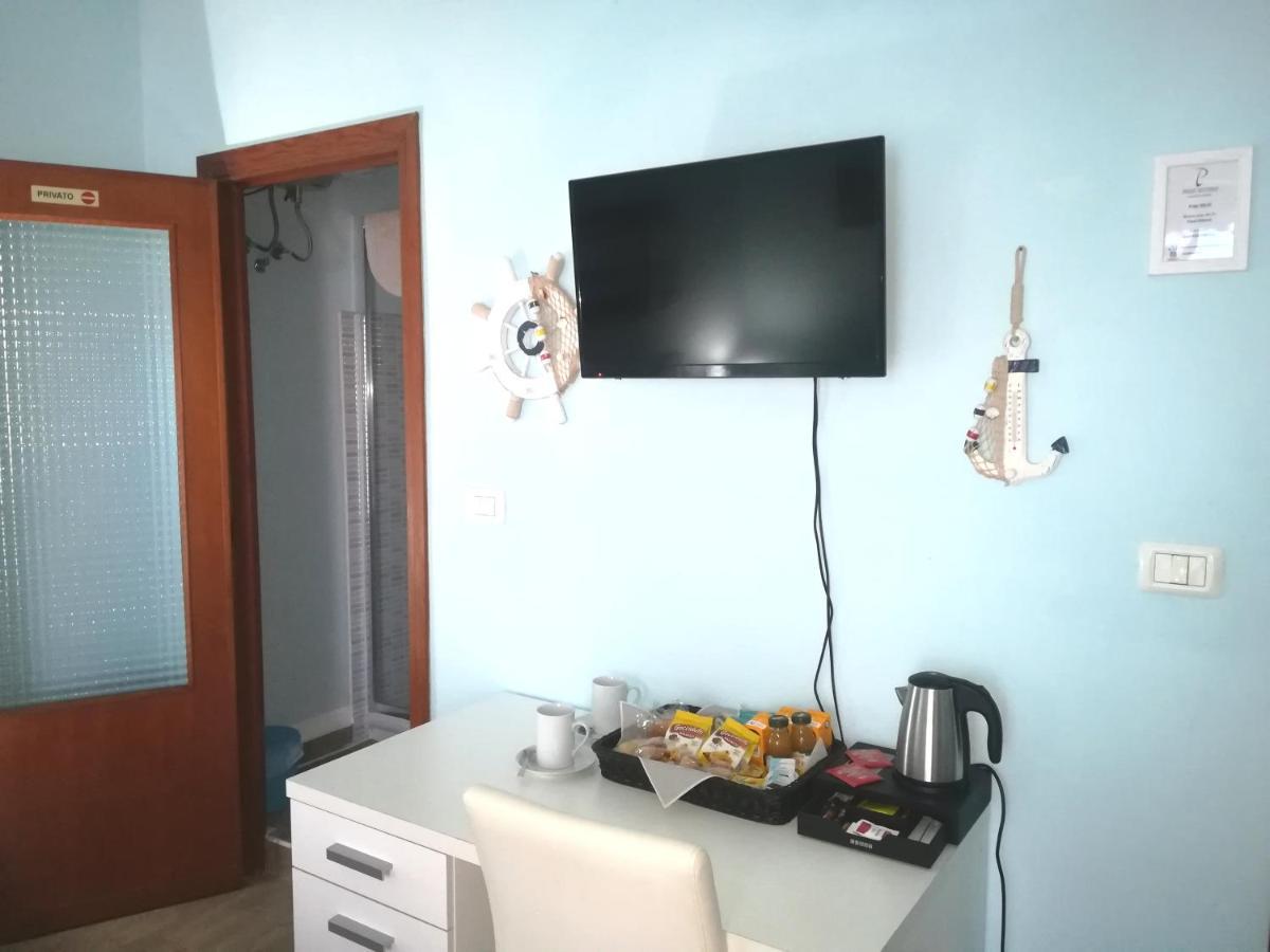 Passi Alterni Apartments Альгеро Екстер'єр фото