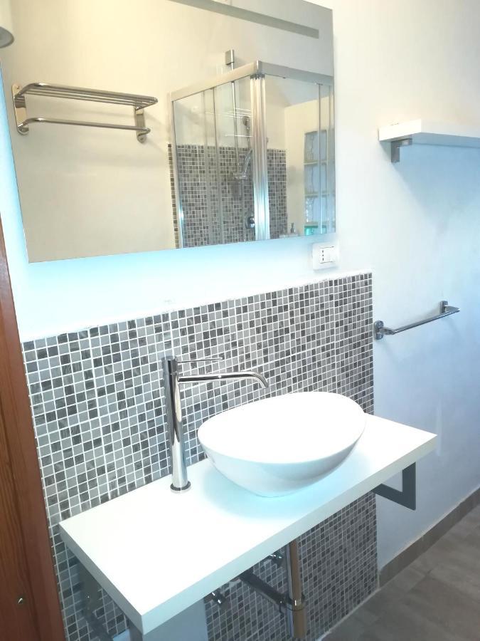 Passi Alterni Apartments Альгеро Екстер'єр фото